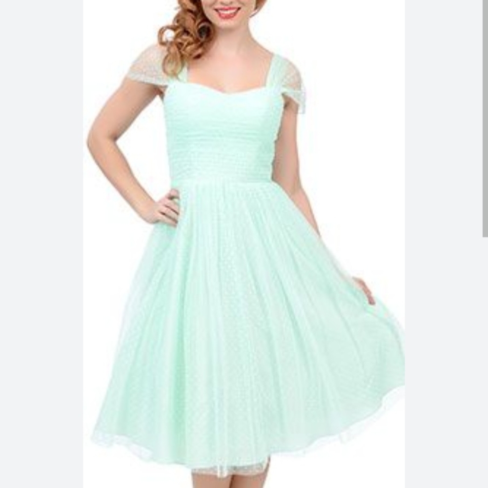 Elegant Mint Green Lace Dress
